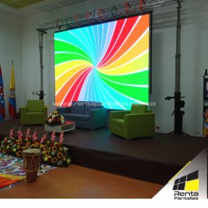 Pantalla LED 4x3 con Planta Santa Marta